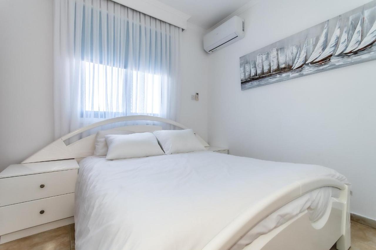 Reel Paradise Villa, Cyprus Larnaca Exterior photo